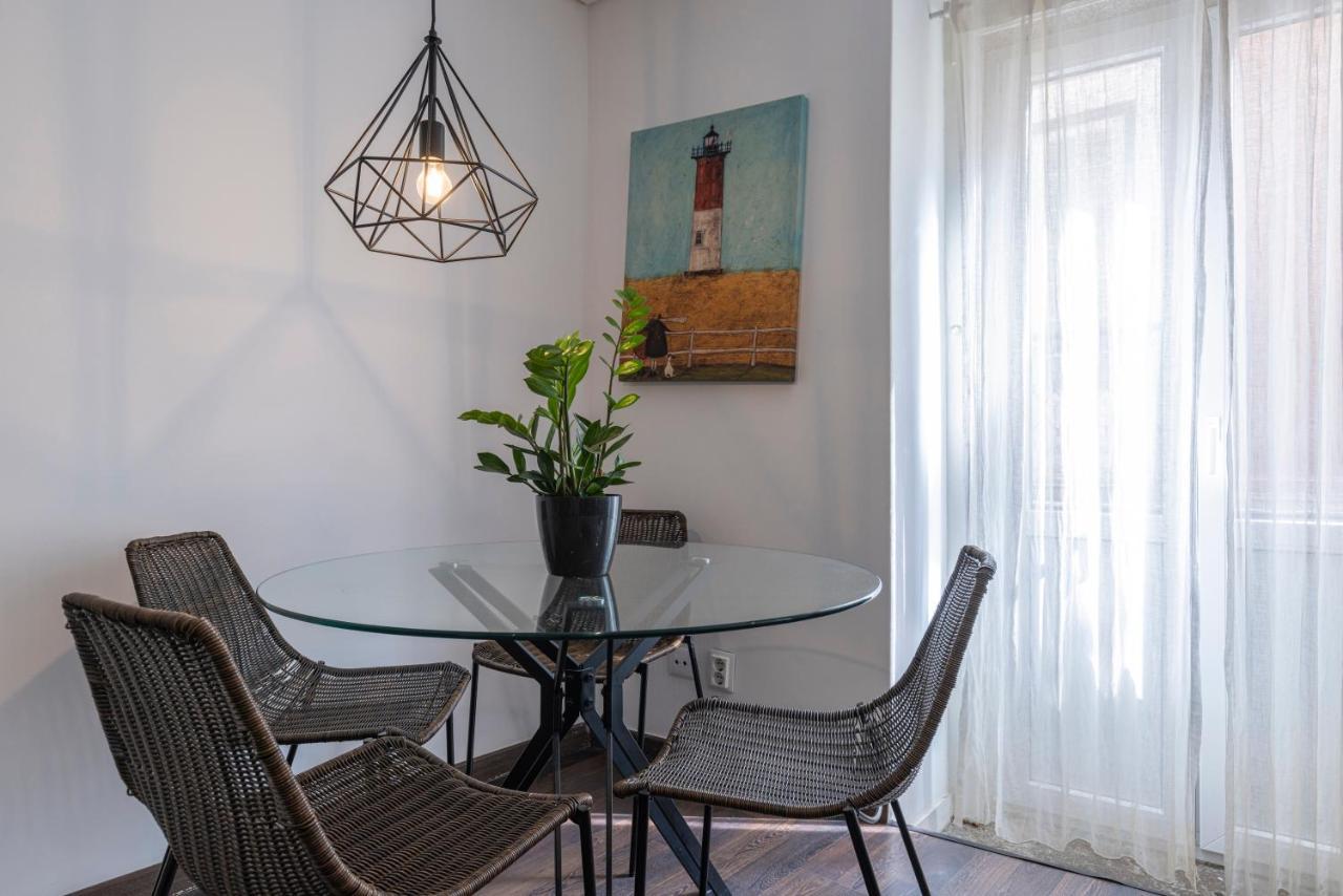 Alfama'S Heart Apartment By Lovelystay Лиссабон Экстерьер фото